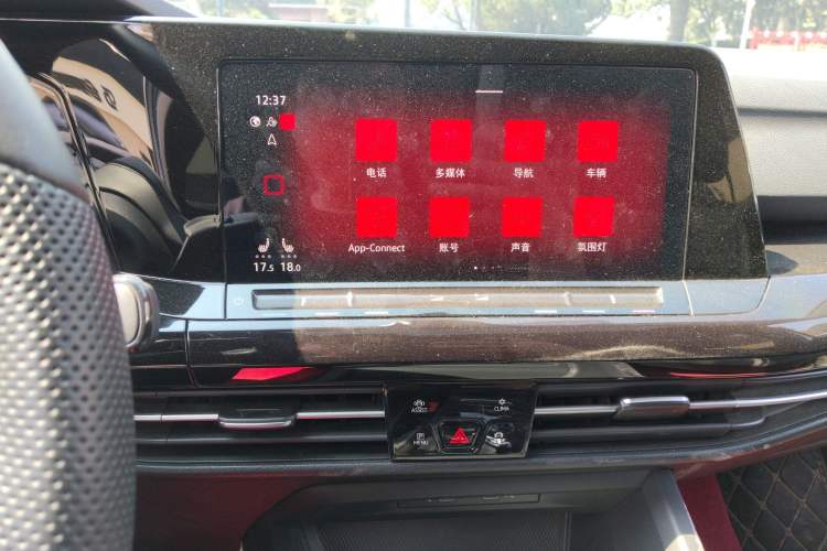 Used Volkswagen Golf 2023 Facelift 280TSI DSG R-Line
