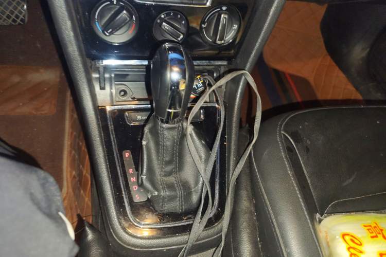 Used Volkswagen Bora 2014 1.6L Automatic Comfort Model
