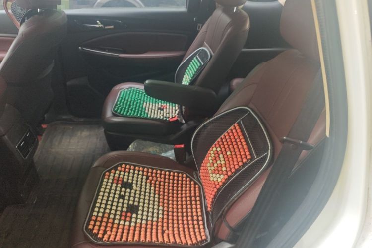 Used CHANGAN Lingxuan 2017 1.6L Manual Elite Model
