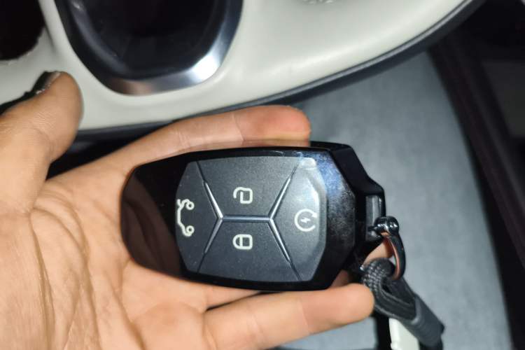 Used Lynk & Co 02 2022 1.5T DCT Shine Pro Vehicle Key