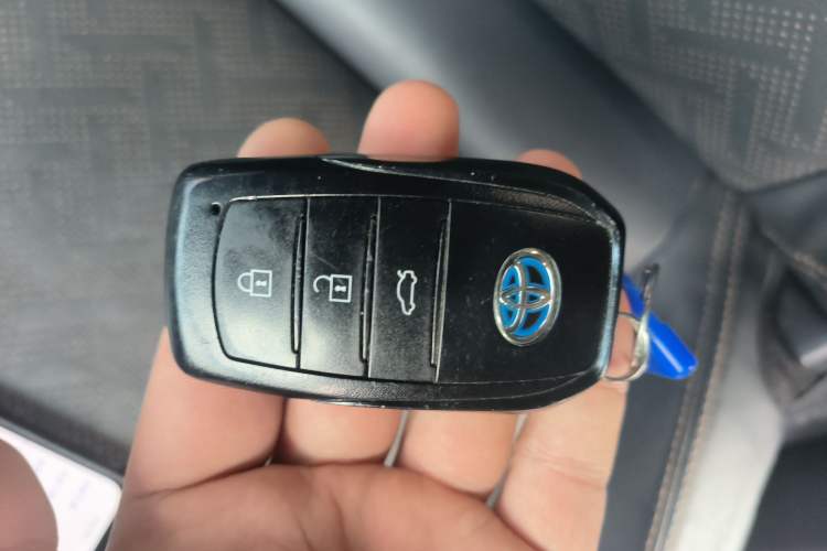 Used Toyota Levin 2023 Smart Electric Hybrid Dual-Engine 1.8L Sport Edition Vehicle Key