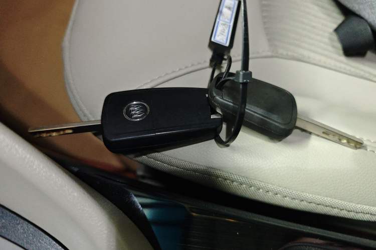 Used Buick GT 2016 15N Automatic Elite Edition Vehicle Key