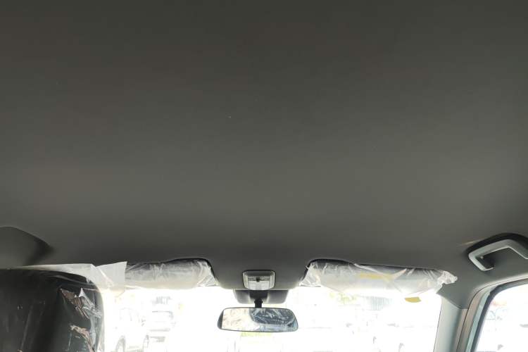 Used Baojun Spark EUV 2026 301km Flagship Edition Headliner