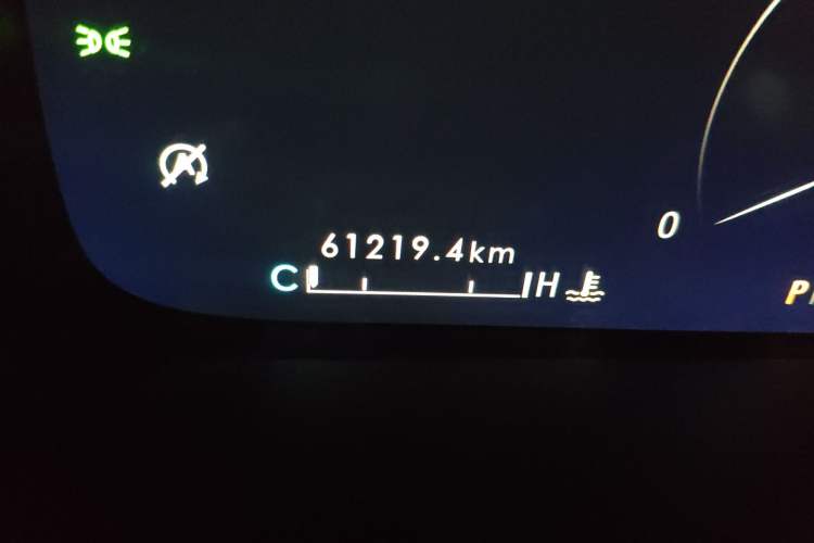 Used Lincoln Nautilus 2021 2.0T Four-Wheel Drive Luxury Edition Odometer Close Up