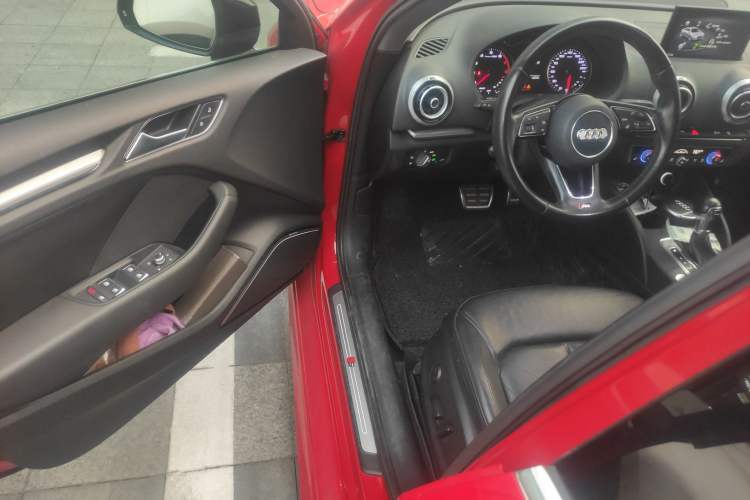 Used Audi A3 2017 Limousine 40 TFSI Style Edition
