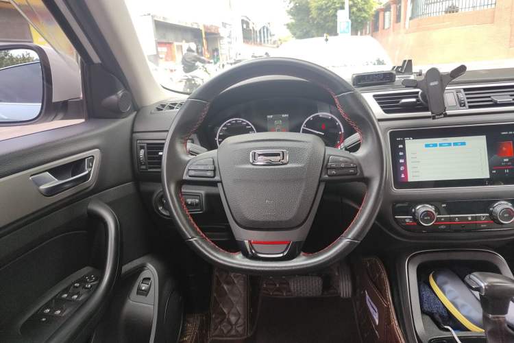 Used Qoros 5 2019 1.6T Automatic Zhiyun Connect (AliOS) Edition Prestige Model
