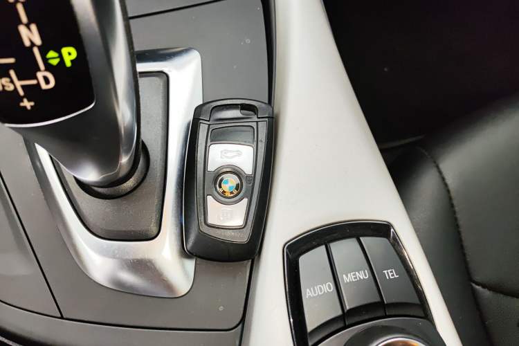 Used BMW 2 Series 2014 220i Leading Model Vehicle Key