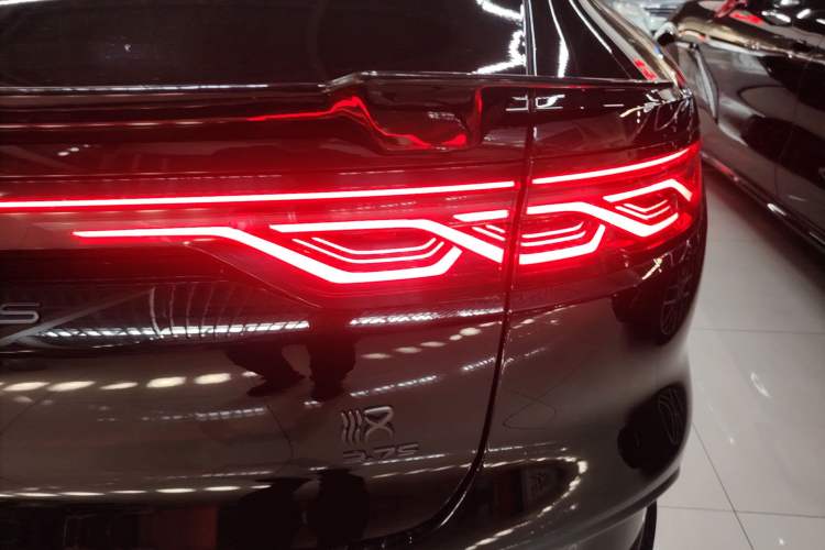 Used BYD Han 2023 DM-p War God Edition Right Rear Taillight