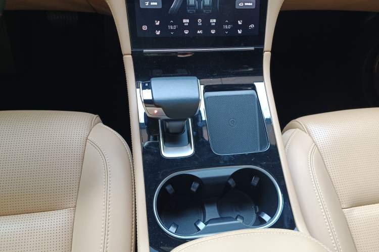 Used Li Auto ONE 2021 Extended-Range 6-Seater Version Gear Lever