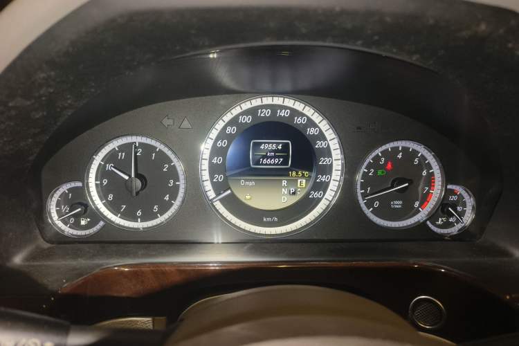 Used Mercedes-Benz E-Class 2011 E 300 L Elegant Model
