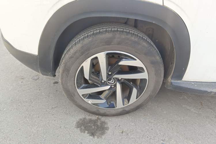 Used Citroen C3-XR 2015 1.6L Manual Pioneer Model Exterior 5