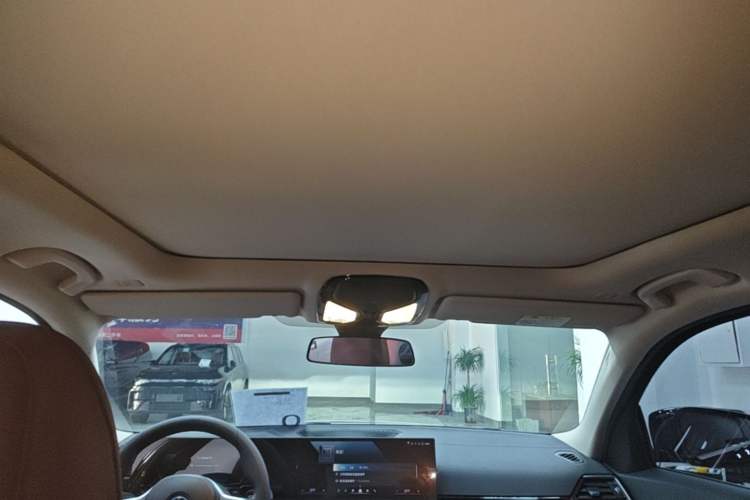 Used BMW i3 2024 eDrive 35 L