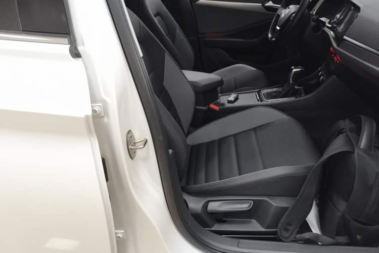 Used Volkswagen Sagitar 2020 280TSI DSG Comfort Version China VI Standard
