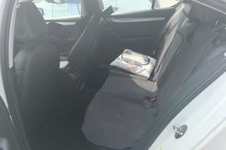 Used Skoda Octavia 2016 1.6L Manual Trend Edition Left Rear Seat