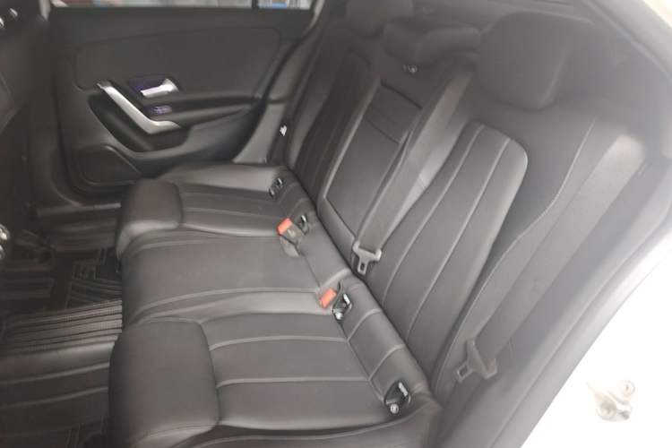 Used Mercedes-Benz A-Class 2022 Revised Version A 200 L Sport Sedan Fashionable Style