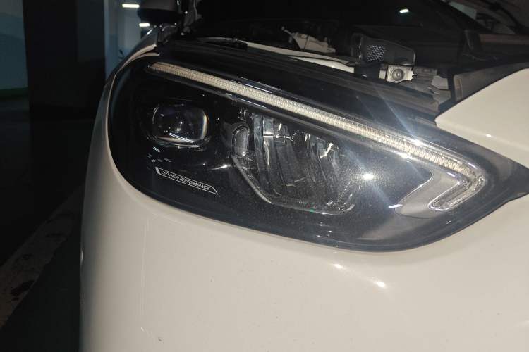 Used Mercedes-Benz C-Class 2022 Restyled C 260 L Sport Edition Right Front Headlight