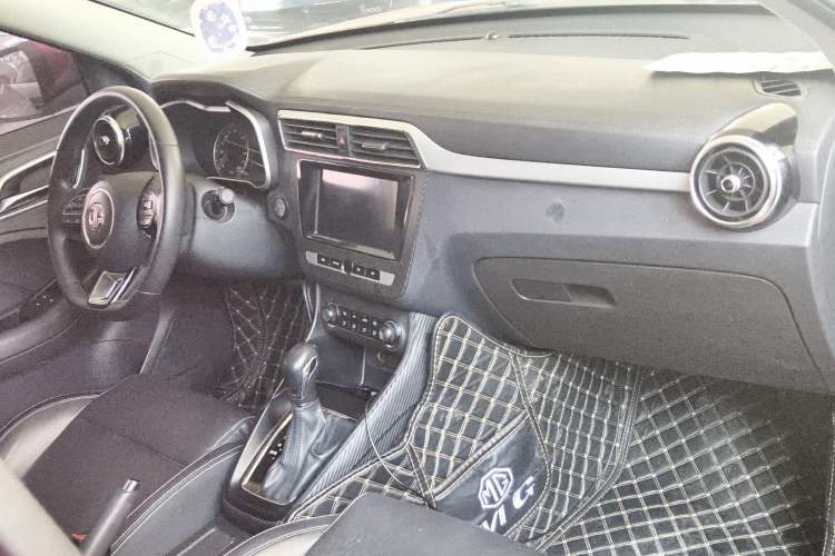 Used MG ZS 2017 1.5L Automatic Luxury Internet Edition