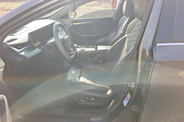 Used CHANGAN Ruicheng PLUS 2023 1.5T DCT Navigation Edition