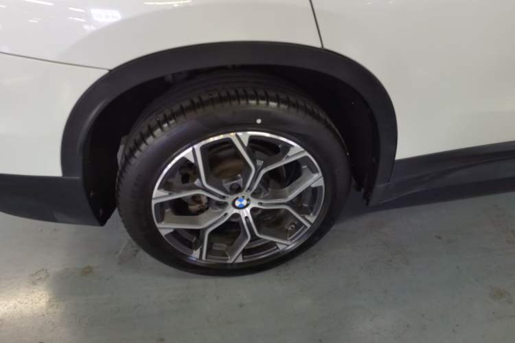 Used BMW X1 2020 sDrive25Li Leading Model
