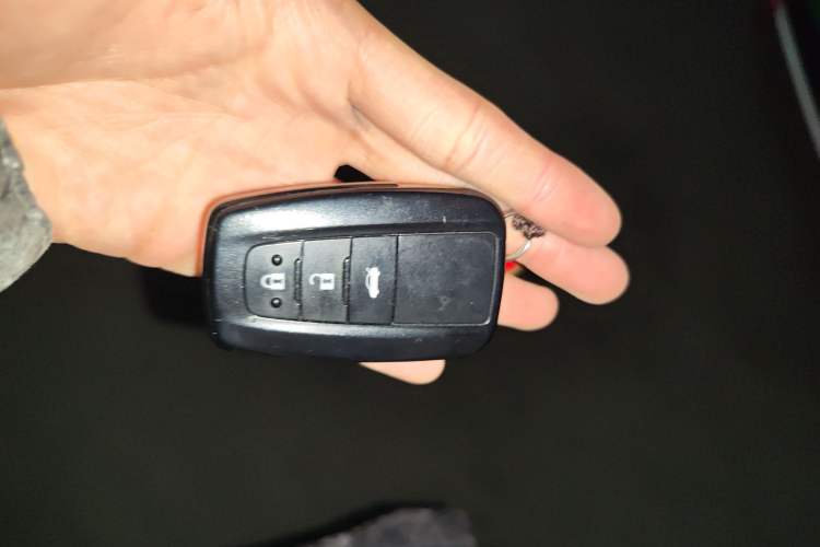 Used Toyota Corolla 2021 Dual-Motor 1.8L E-CVT Elite Edition Vehicle Key