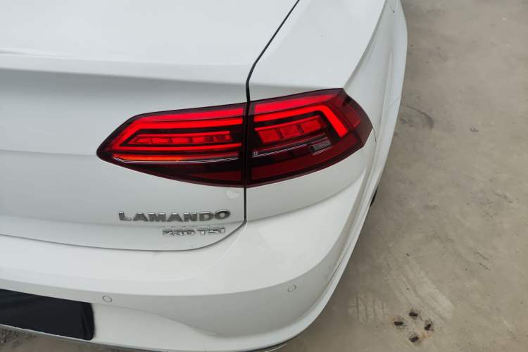 Used Volkswagen Lamando 2021 230TSI DSG Fashion Edition Right Rear Taillight