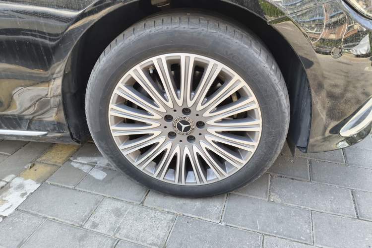 Used Mercedes-Benz E-Class 2021 Facelift E 300 L Stylish Edition
