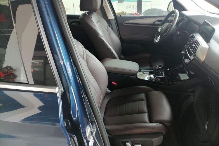 Used BMW iX3 2021 Leading Model
