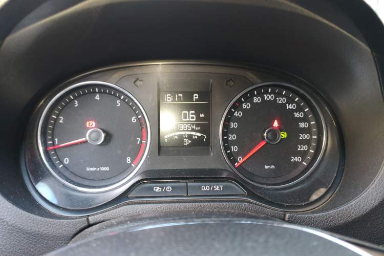 Used Volkswagen Polo 2014 1.6L Cross Polo Automatic