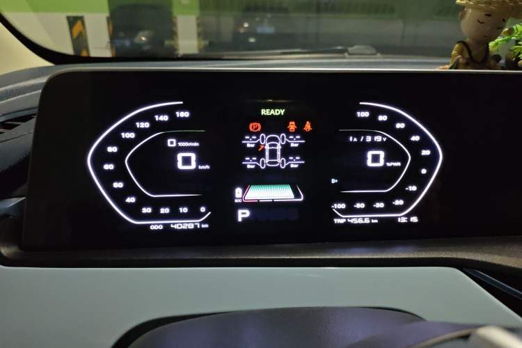 Used CHANGAN Benni E-Star 2022 Qingxin Edition Colorful Model Lithium Iron Phosphate
