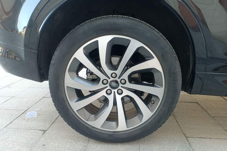 Used Land Rover Discovery Sport 2020 249 PS R-Dynamic Performance Edition
