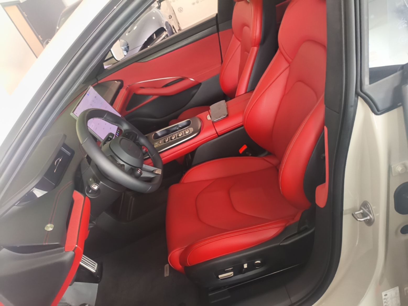 Xiaomi Auto SU7 2024 Four-Wheel Drive Ultra-Long Range Advanced Intelligent Driving Max Edition — снимка 17