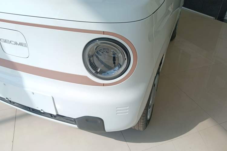 Used Geely Galaxy Panda 2024 Panda Mini 200km Endurance Bear