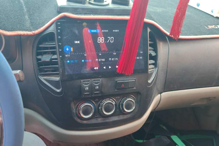 Used FORTHING Lingzhi 2015 M5 Q7 2.0L 7-seat Long-Wheelbase Comfort Model
