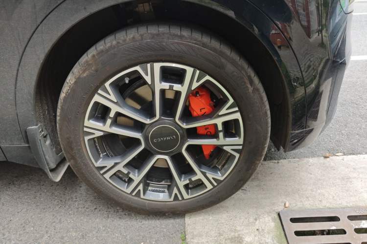 Used Lynk & Co 900 2025 1.5T Ultra Right Front Wheel Hub