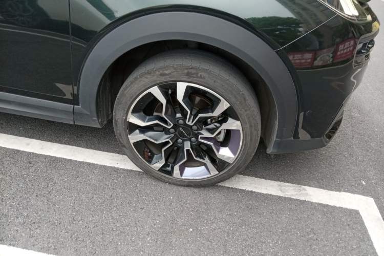 Used Lynk & Co 06 2021 1.5T Shero Pink Special Edition