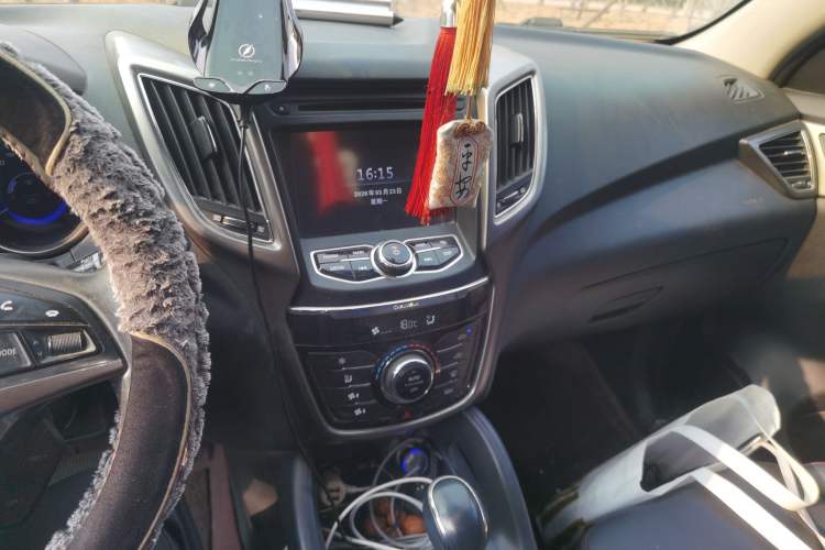 Used Changan CS75 2014 1.8T Automatic Elite Version China V Standard