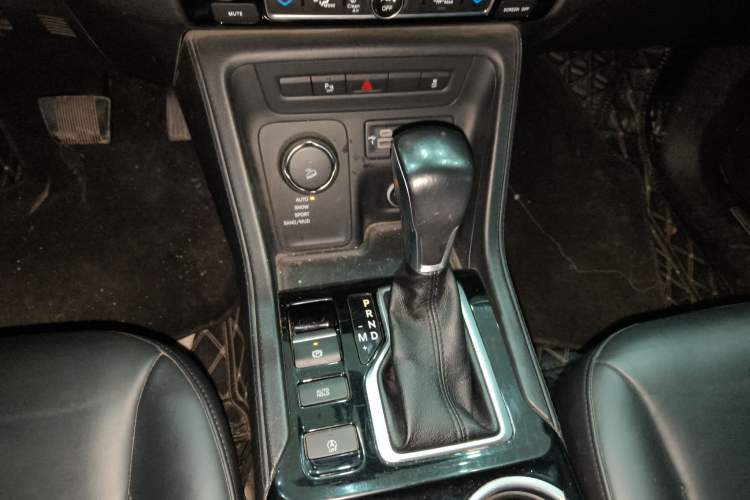 Used Jeep Grand Commander 2018 2.0T Four-Wheel Drive Enjoyment Edition China VI