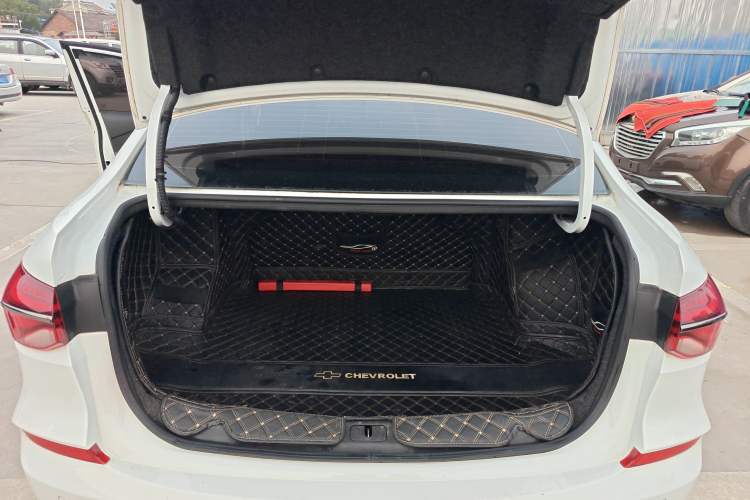 Used Chevrolet Monza 2020 Light Hybrid RS 330T Automatic Comfort Edition
