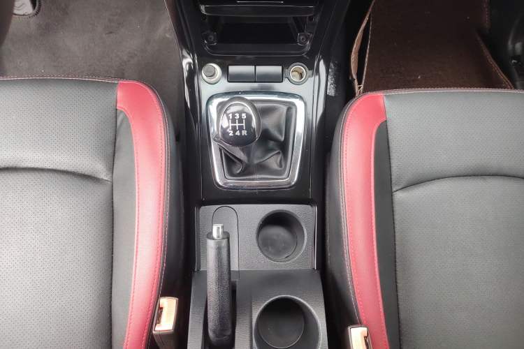 Used HYOSOW S3 2014 1.5L Luxury Version China IV Emission Standard
