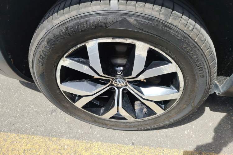 Used Volkswagen Teramont 2017 530 V6 Four-Wheel Drive Luxury Edition Exterior 5