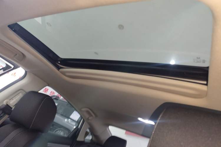 Used Honda Civic 2019 220TURBO CVT Dynamic Edition China VI Headliner