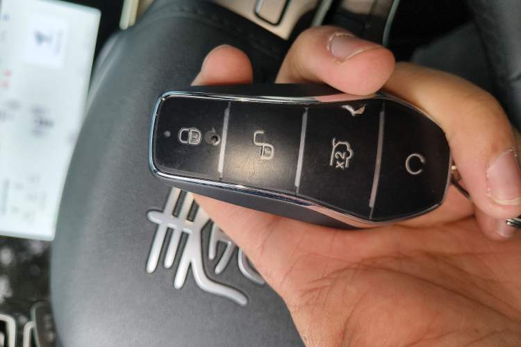 Used BYD Qin L 2025 DM-i Smart Drive 80KM Leading Model
