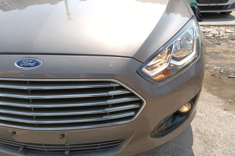 Used Ford Escort 2015 1.5L Automatic Comfort Edition