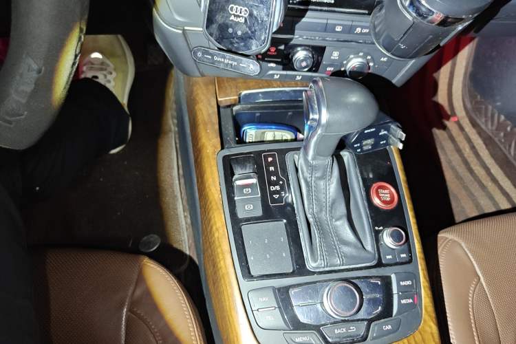 Used Audi A6L 2014 TFSI Standard Model Gear Lever