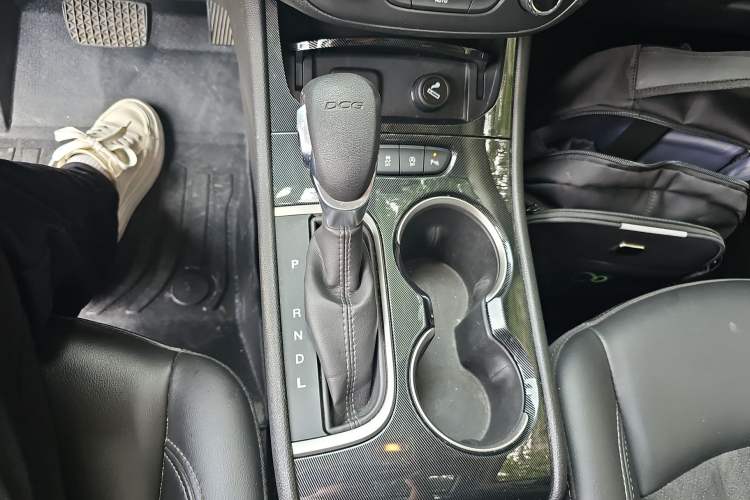 Used Buick Verano 2019 Sedan 20T Dual-Clutch Luxury Model
