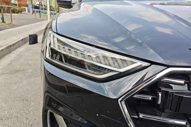 Used Audi A7L 2024 45TFSI S-line Dream-Building Edition Flow Crystal Package