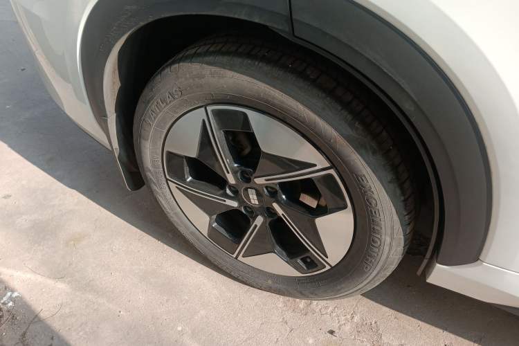 Used Geely Galaxy E5 2024 530 km Exploration+ Version
