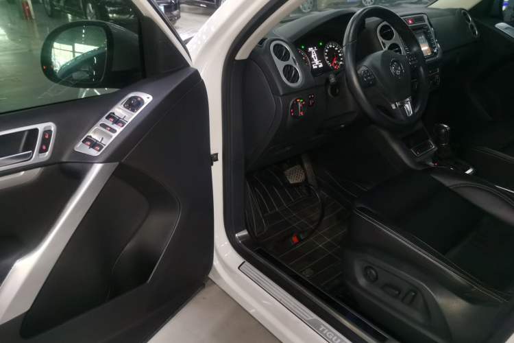 Used Volkswagen Tiguan L 2017 300TSI Automatic Two-Wheel Drive Silk Road Comfort Edition