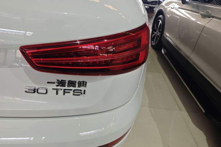 Used Audi Q3 2018 30th Anniversary Edition 30 TFSI Fashion Model
