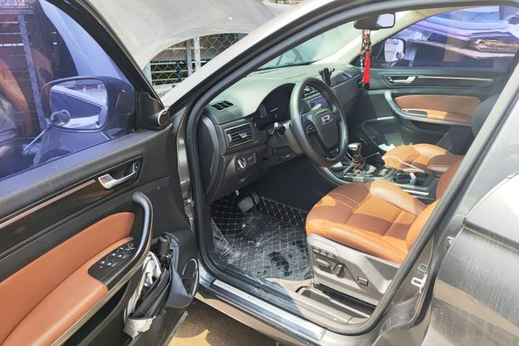 Used Qoros 5 2018 Revised Version 1.6T Automatic Flagship Edition